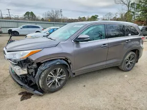Toyota Highlander 3.5L 6 2016