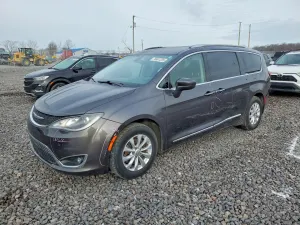 Chrysler Pacifica 3.6L 6 2019