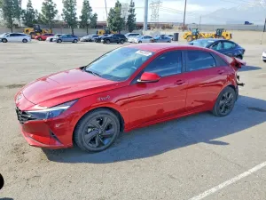 Hyundai Elantra 2.0L 4 2022