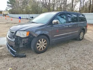 Chrysler Town & Country 3.6L 6 2015
