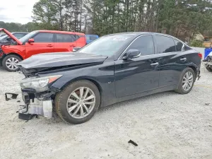 Infiniti Q50 3.7L 6 2015