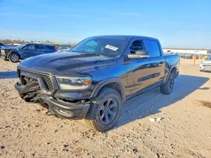 RAM 1500 5.7L 8 2021