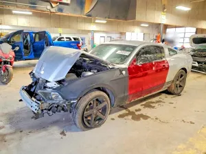 Ford Mustang 3.7L 6 2013