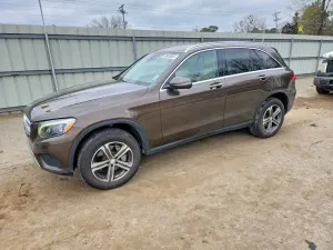 Mercedes-Benz GLC 2.0L 4 2016