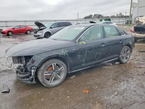 Audi A4 2.0L 4 2018