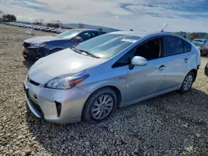Toyota Prius 1.8L 4 2014