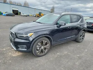 Volvo XC40 2.0L 4 2021