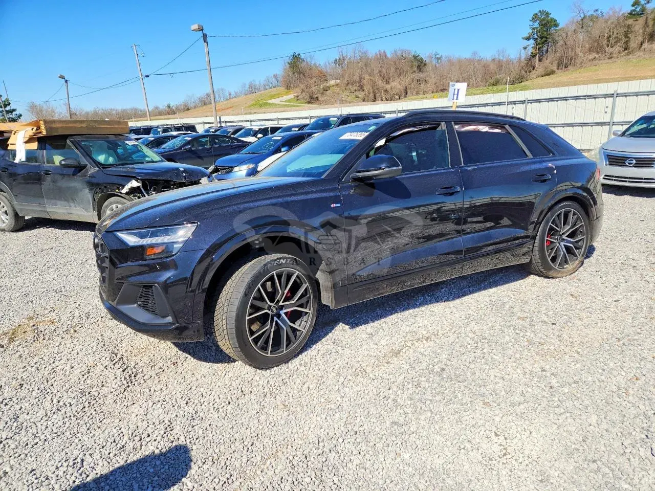 Audi Q8 3.0L 6 2021