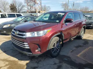 Toyota Highlander 3.5L 6 2019