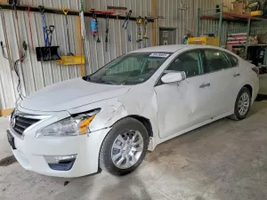 Nissan Altima 2.5L 4 2015