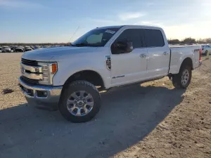 Ford F-250 6.7L 8 2018
