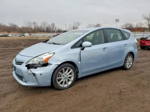 Toyota Prius 1.8L 4 2013