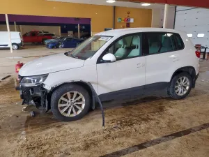 Volkswagen Tiguan 2.0L 4 2014