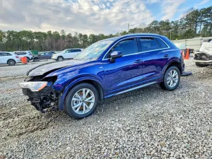 Audi Q3 2.0L 4 2021