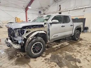 Toyota Tacoma 2.4L 4 2024