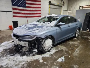 Chrysler 200 2.4L 4 2015