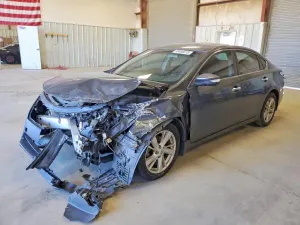 Nissan Altima 2.5L 4 2013