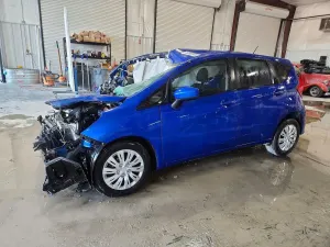 Nissan Versa 1.6L 4 2017
