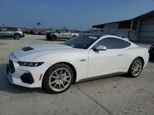 Ford Mustang 5.0L 8 2024