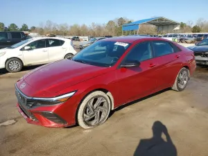 Hyundai Elantra 2.0L 4 2025