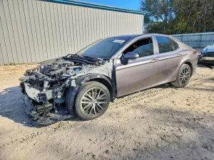 Toyota Camry 2.5L 4 2024