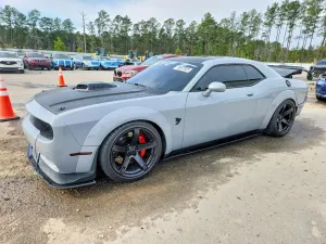 Dodge Challenger 6.4L 8 2021