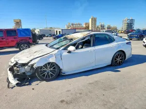 Toyota Camry 2.5L 4 2022