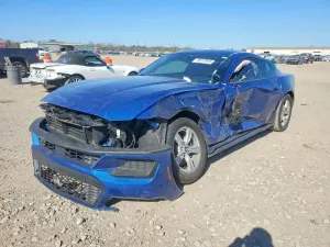 Ford Mustang 2.3L 4 2024