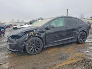Tesla Model X 2023