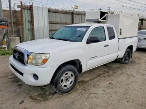 Toyota Tacoma 2.7L 4 2011