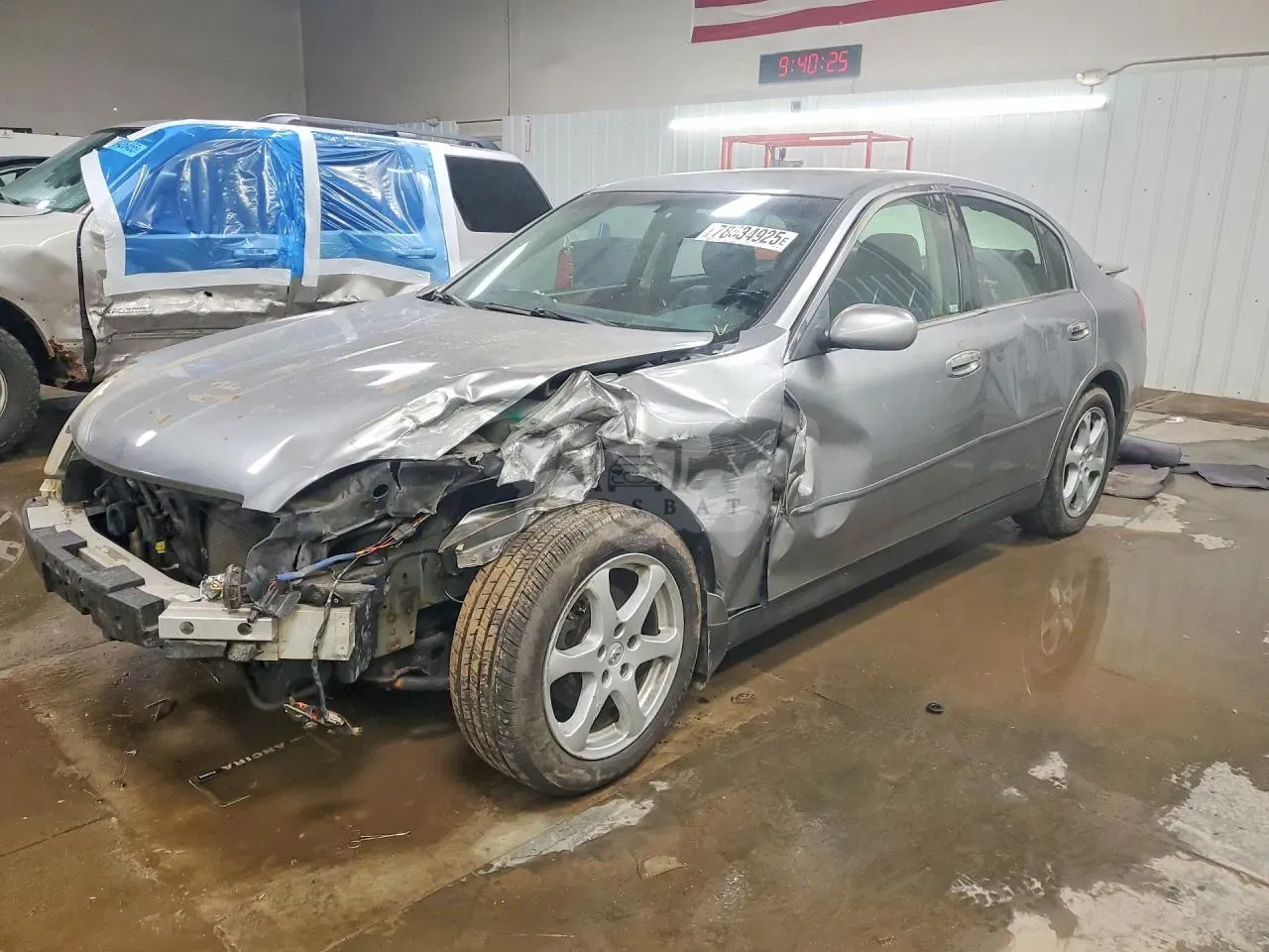 Infiniti G35 3.5L 6 2004