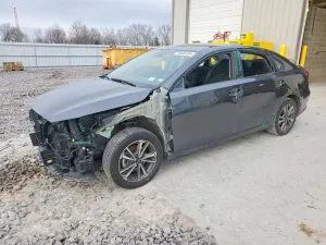Kia Cerato / Forte / K3 2 L 4 2024