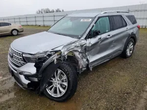 Ford Explorer 2.3L 4 2023