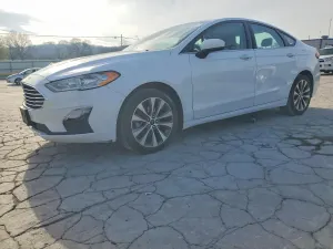 Ford Fusion 2.0L 4 2019