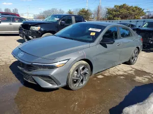 Hyundai Elantra 2.0L 4 2025
