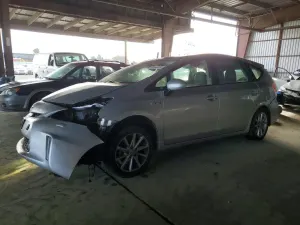 Toyota Prius 1.8L 4 2013
