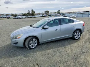 Volvo S60 2.5L 5 2013
