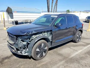 Volvo XC40 U 2024