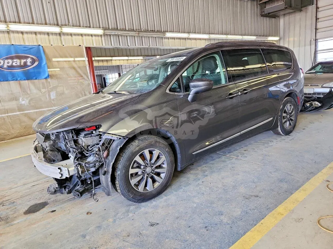 Chrysler Pacifica 3.6L 6 2019