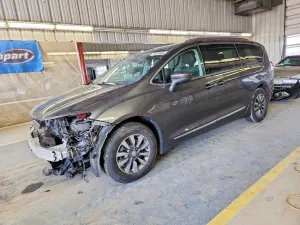 Chrysler Pacifica 3.6L 6 2019