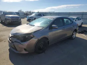 Toyota Corolla 1.8L 4 2015