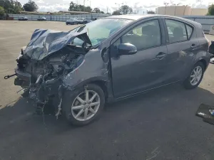 Toyota Prius 1.5L 4 2015
