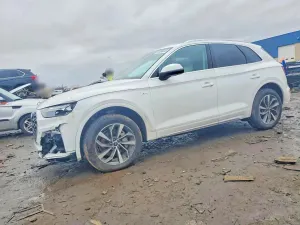 Audi Q5 2.0L 4 2024