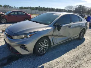 Kia Cerato / Forte / K3 2 L 4 2023