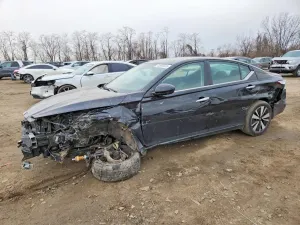 Nissan Altima 2.5L 4 2022
