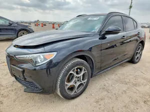 Alfa Romeo Stelvio 2.0L 4 2022