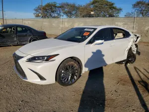 Lexus ES 2.5L 4 2025