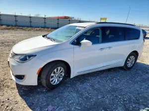 Chrysler Pacifica 3.6L 6 2017