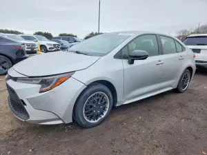 Toyota Corolla LE 1.8L 4 2020