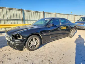 Dodge Charger 5.7L 8 2013